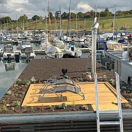 Hausboot Geiselruh Braunsbedra