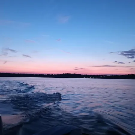 Hausboot Geiselruh Ботель *