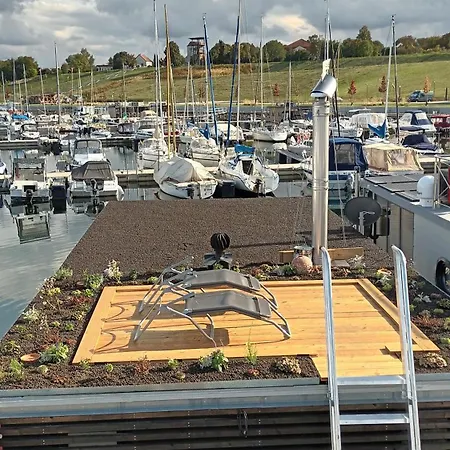 Hausboot Geiselruh Botel *