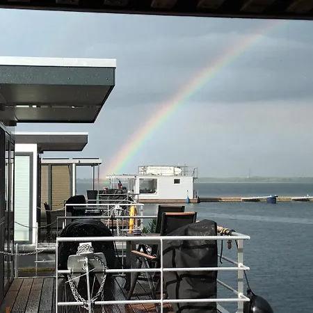 Ботель Hausboot Geiselruh *