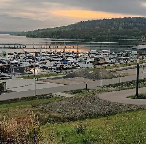 Hausboot Geiselruh Úszó hotel *